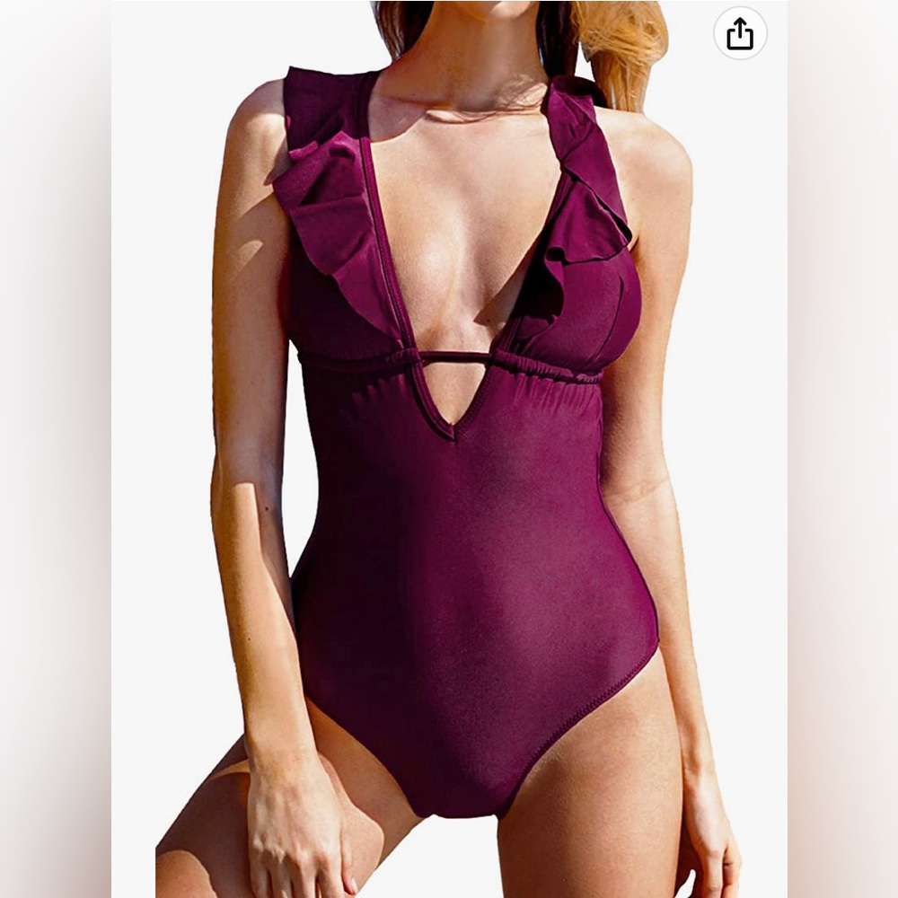 CUPSHE Women's One Piece size M